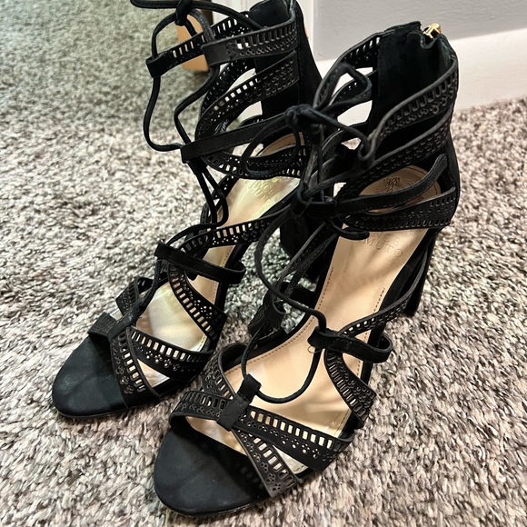 black lace up heels - Picture 1 of 2